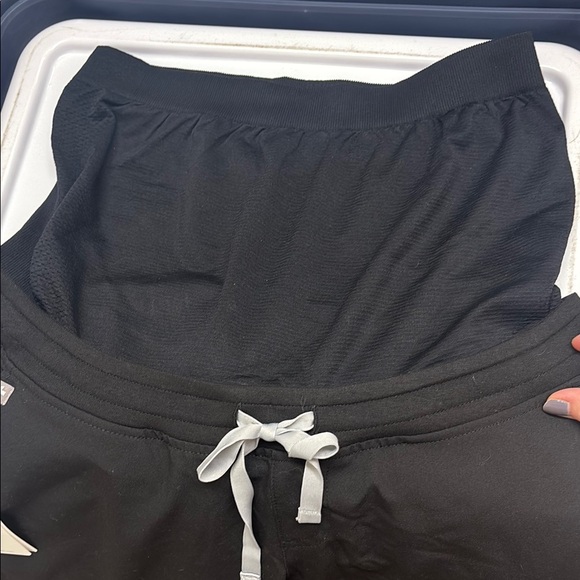 Zamora Maternity Black Jogger Pants - Picture 4 of 4